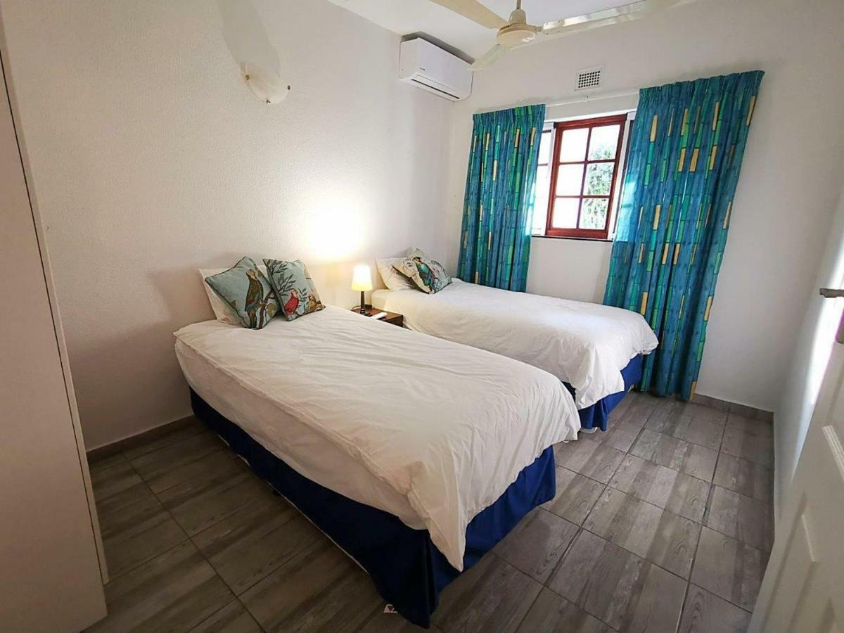 Eden Wilds Unit 48 & 47 & 31 Apartment Port Edward Bagian luar foto